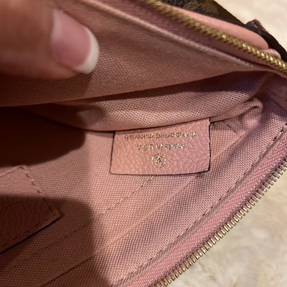 Authentic Louis Vuitton Pallas - Picture 11 of 16